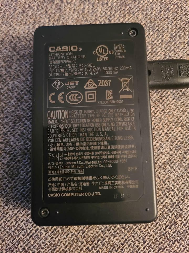 Casio charger BC-90 - photo 2