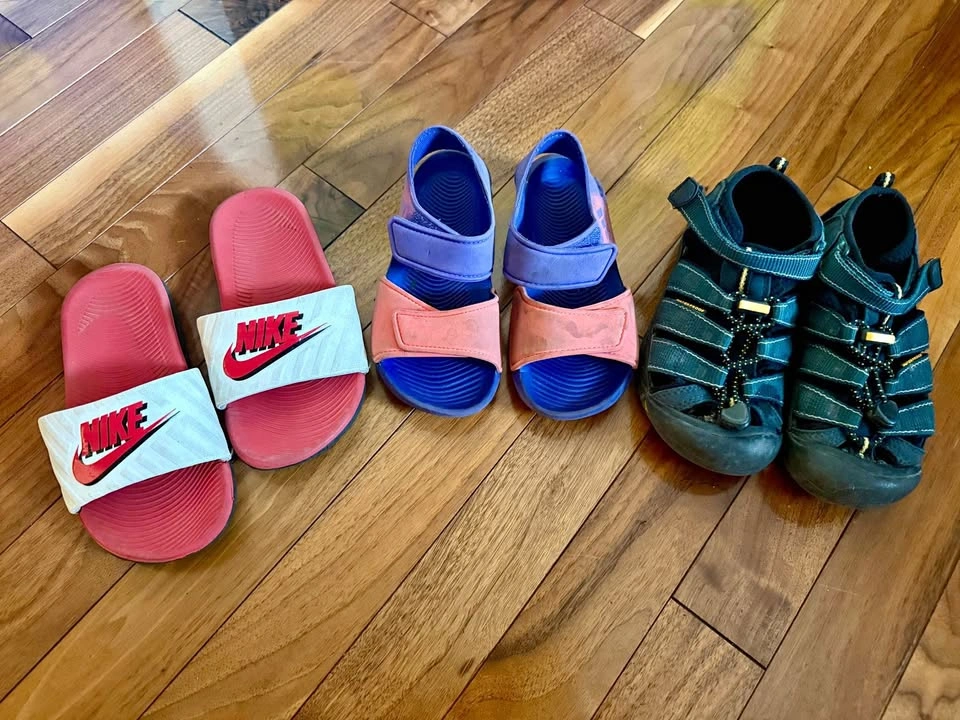 Kids shoes size 12