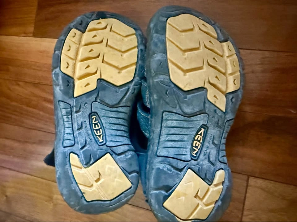 Kids shoes size 12 - photo 3