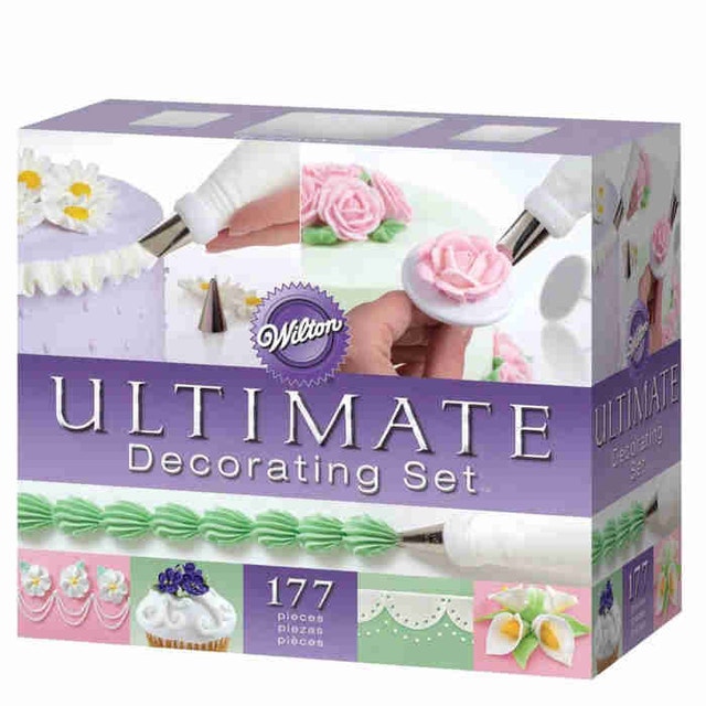 Cake Decorating Set