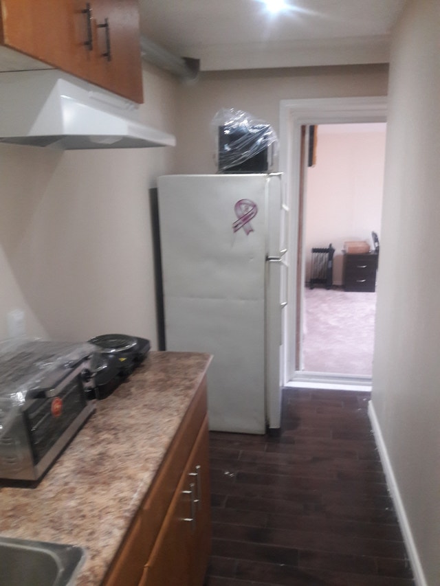 Sharing Unit For Rent (not basement) - photo 4