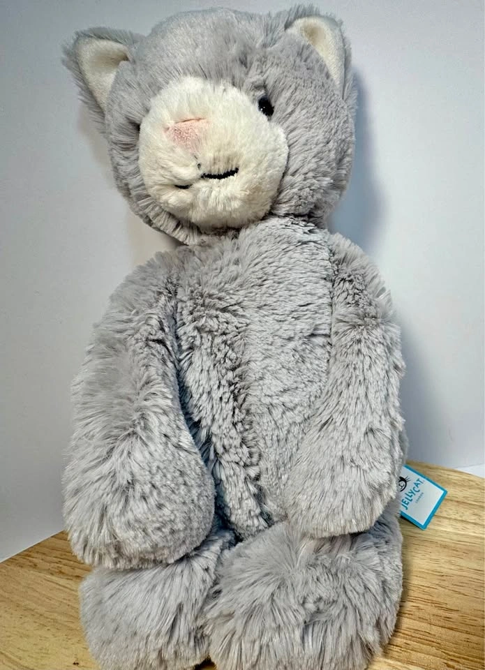 JELLYCAT with tags RETIRED Bashful kitten PERFECT CONDITION