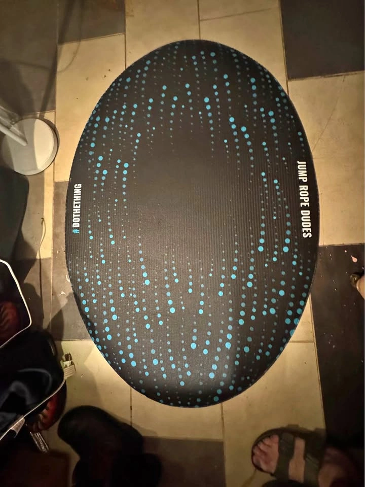 BRAND NEW Jump Rope Dudes LE fitness mat
