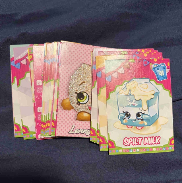 Shopkins Collector Cards (RANDOM ASSORTMENT)