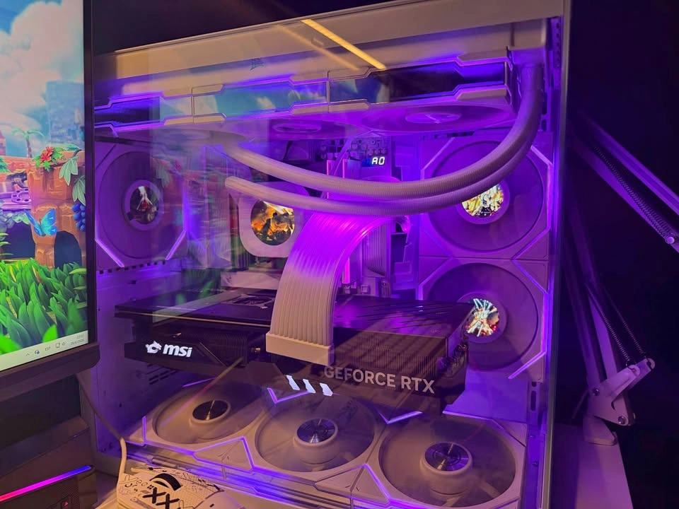 Gaming PC RTX 4070 Ti, 32GB DDR5, Ryzen 7 9700X, ASUS ROG