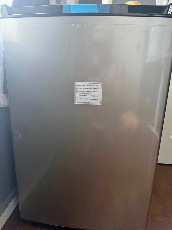 Frigidaire 4.5 cu. ft. mini fridge, negotiable