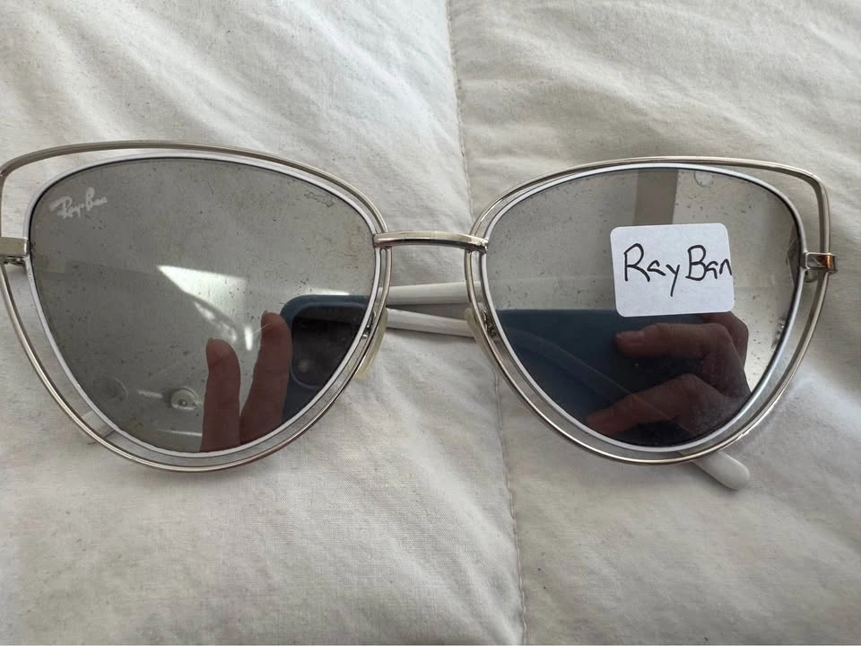 4 Pairs of Sunglasses: Ray-Ban, Gucci, Marc Jacobs, Sisley - photo 2