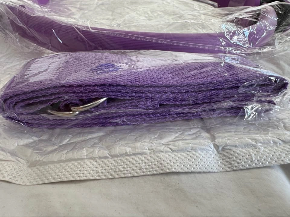 Brand New 3-Piece Yoga Set - photo 2