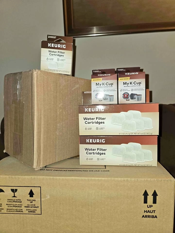 Keurig K-Supreme Plus Stainless Steel + 6 Accessories (BNIB)
