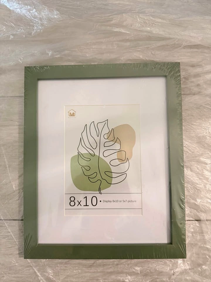Picture Frame 8x10 or 5x7