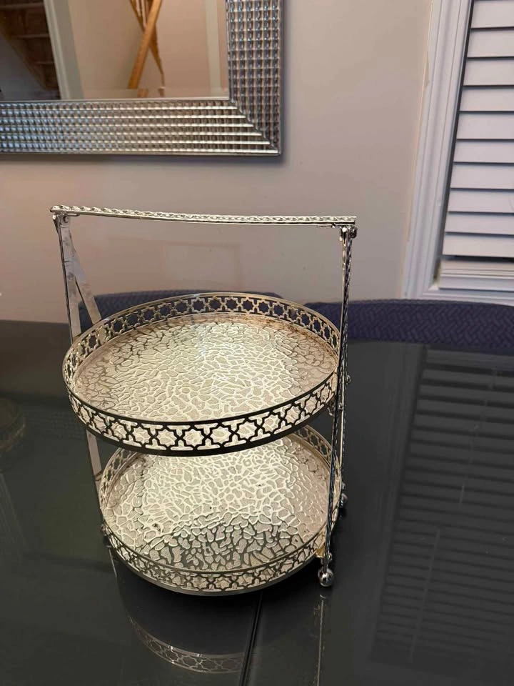Beautiful 2 tire decorative silver tray - photo 2