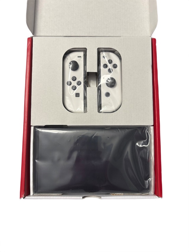 New Nintendo Switch OLED - photo 2