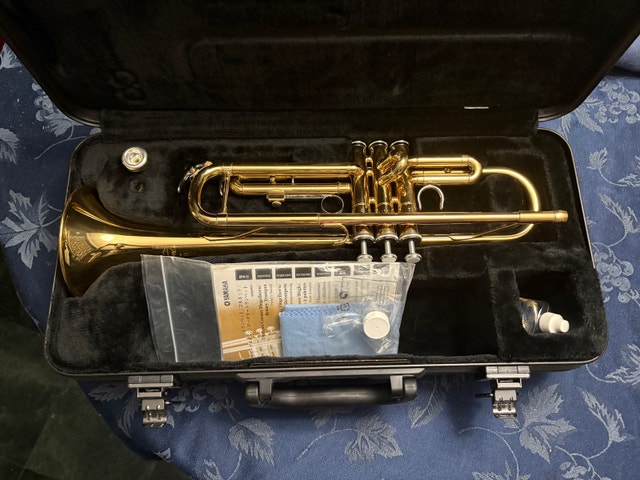 Yamaha YTR-200AD Advantage Standard B♭ Trumpet - photo 2