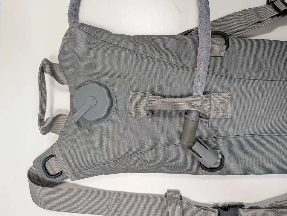 Hydration Pack with Water Bladder - photo 3