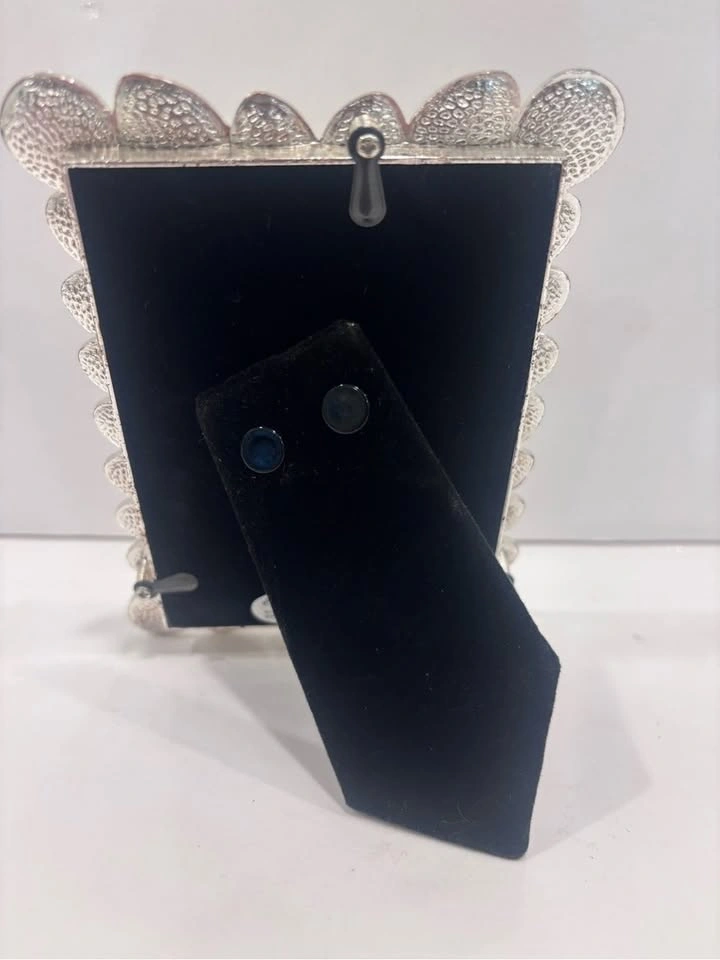 Silver Beaded Teardrop 3x4 Photo Frame - Frosted Gem Accents - photo 3