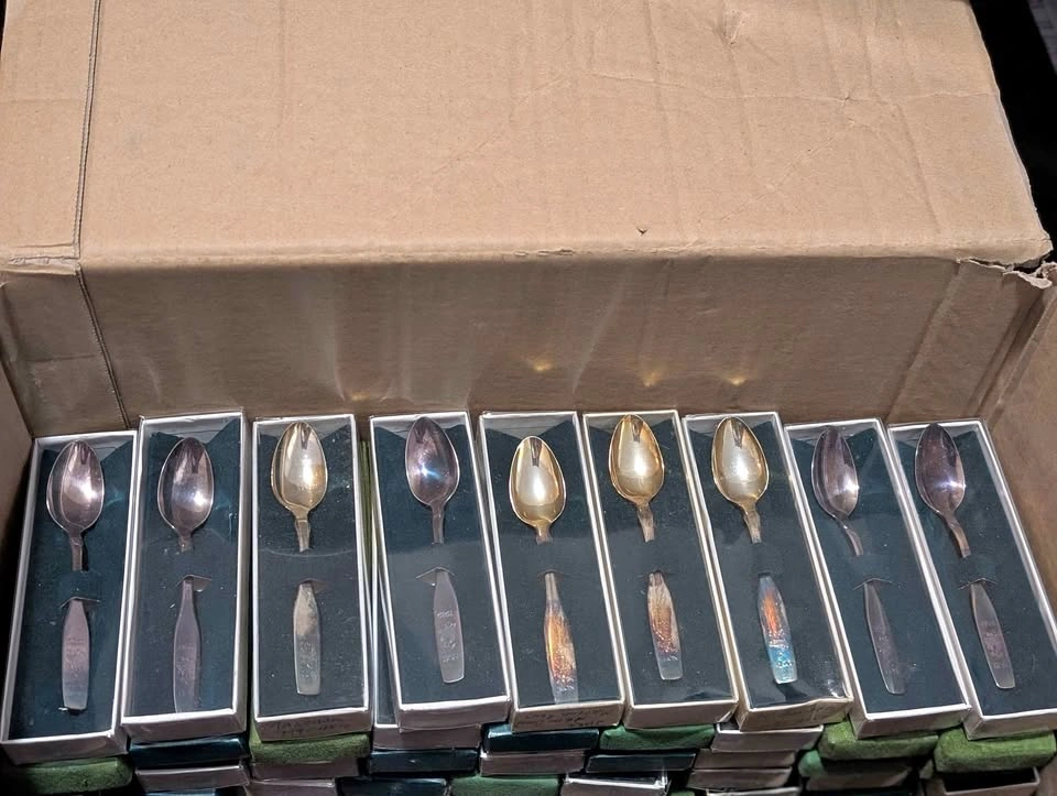 Vintage Noel Series Souvenir Spoons Collection (268 Total)