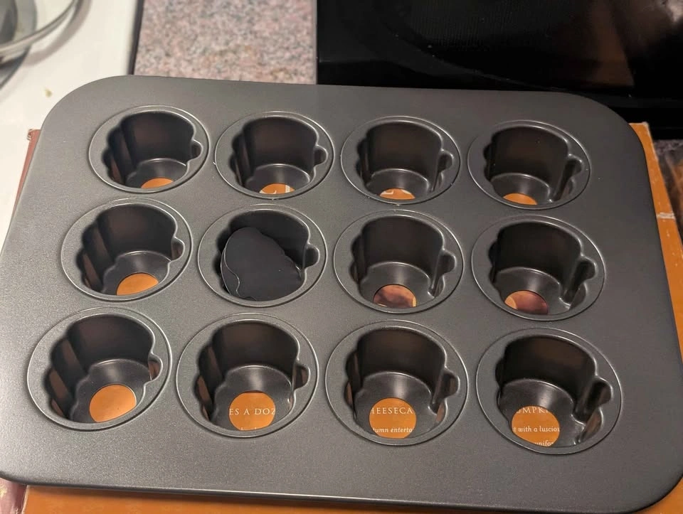 Miniature Pumpkin Cheesecake Pan - photo 2