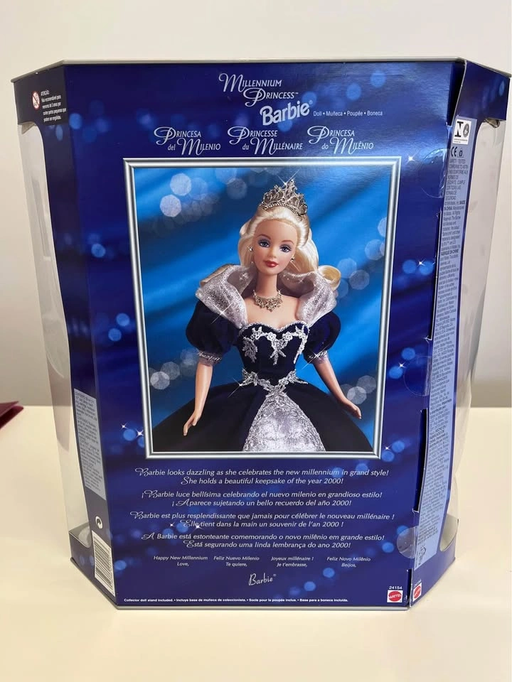 COLLECTOR BARBIES - photo 2