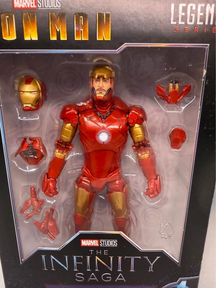 Marvel Legends Series Iron Man Mark III (The Infinity Saga) - photo 2