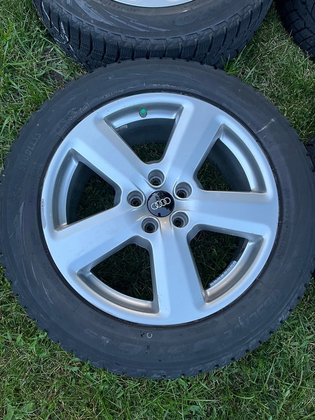 18” Audi Q3 VW Tiguan OEM Winter Tire Toyo GSI6 235/55-18 - photo 4