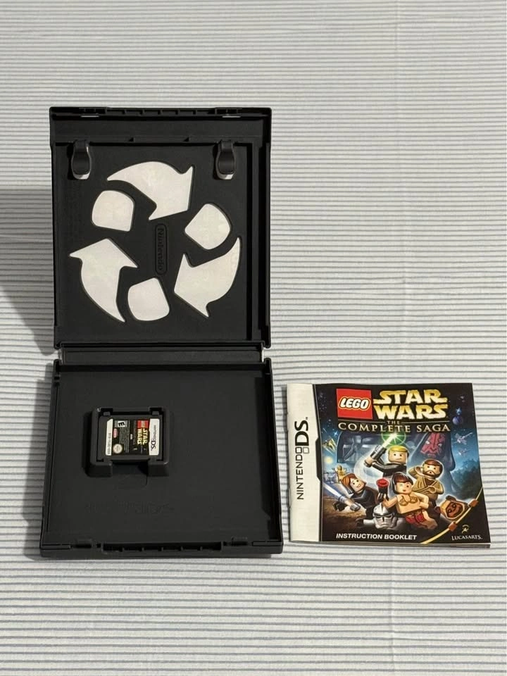 Nintendo DS – LEGO Star Wars: The Complete Saga - photo 2