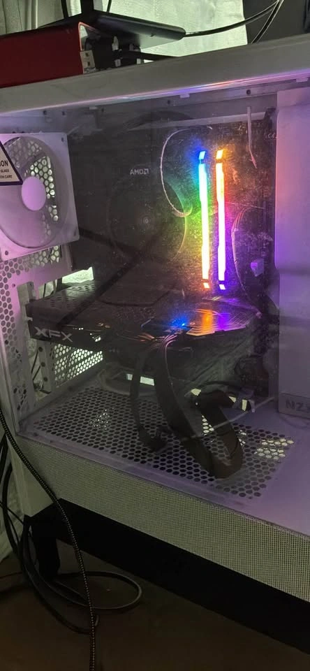 NZXT gaming pc - photo 2