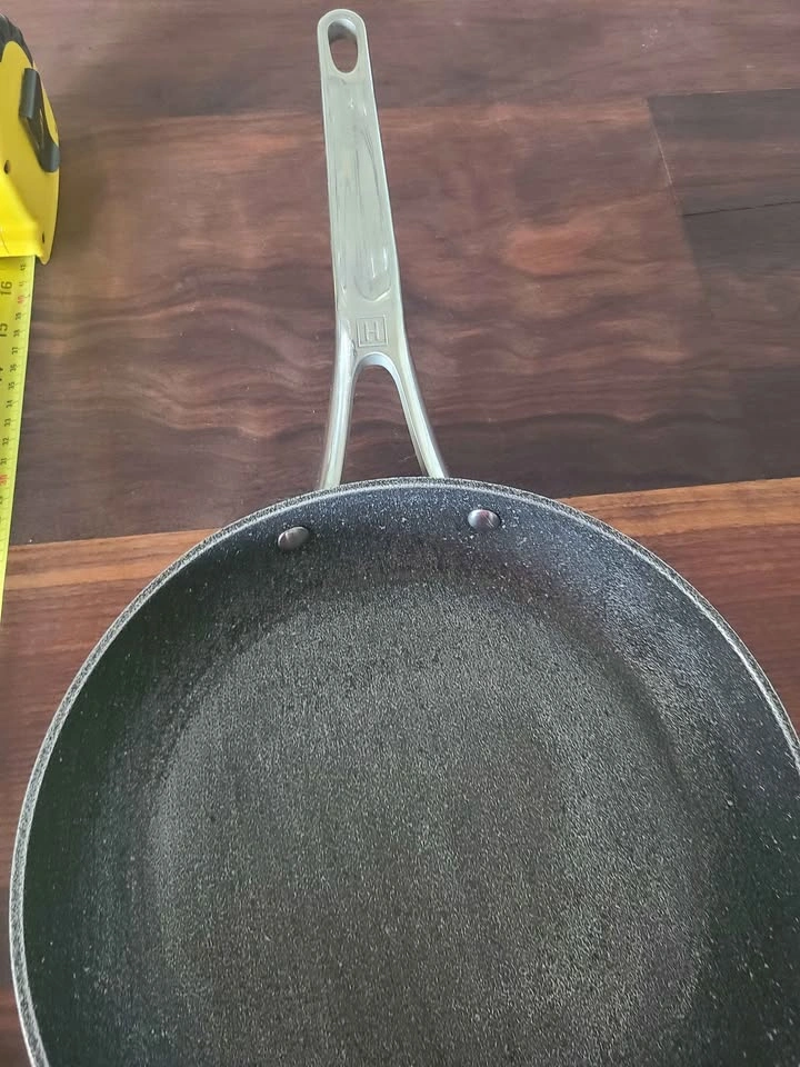 The Rock 10-Inch Non-Stick Frying Pan - photo 3