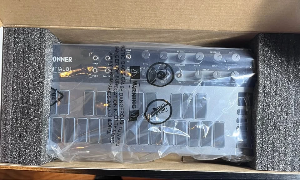 Donner Essential B1 Analog Synth Sequencer $100 OBO - photo 3