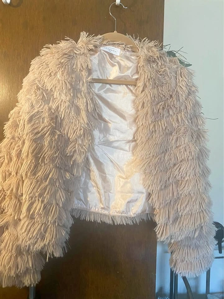 New Fuzzy Light Jacket Sz. Sm