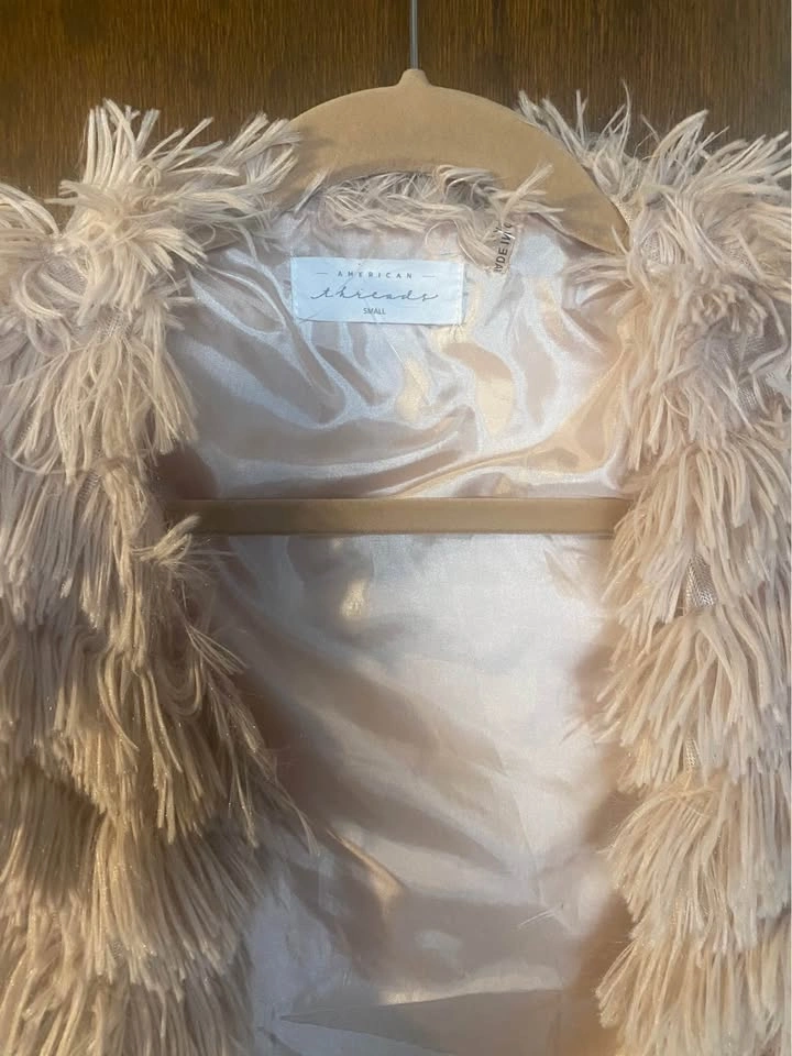 New Fuzzy Light Jacket Sz. Sm - photo 2