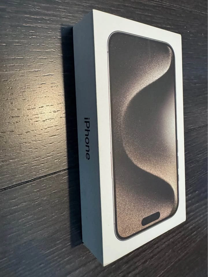 Apple iPhone 15 Pro - Natural Titanium 128 GB - photo 2
