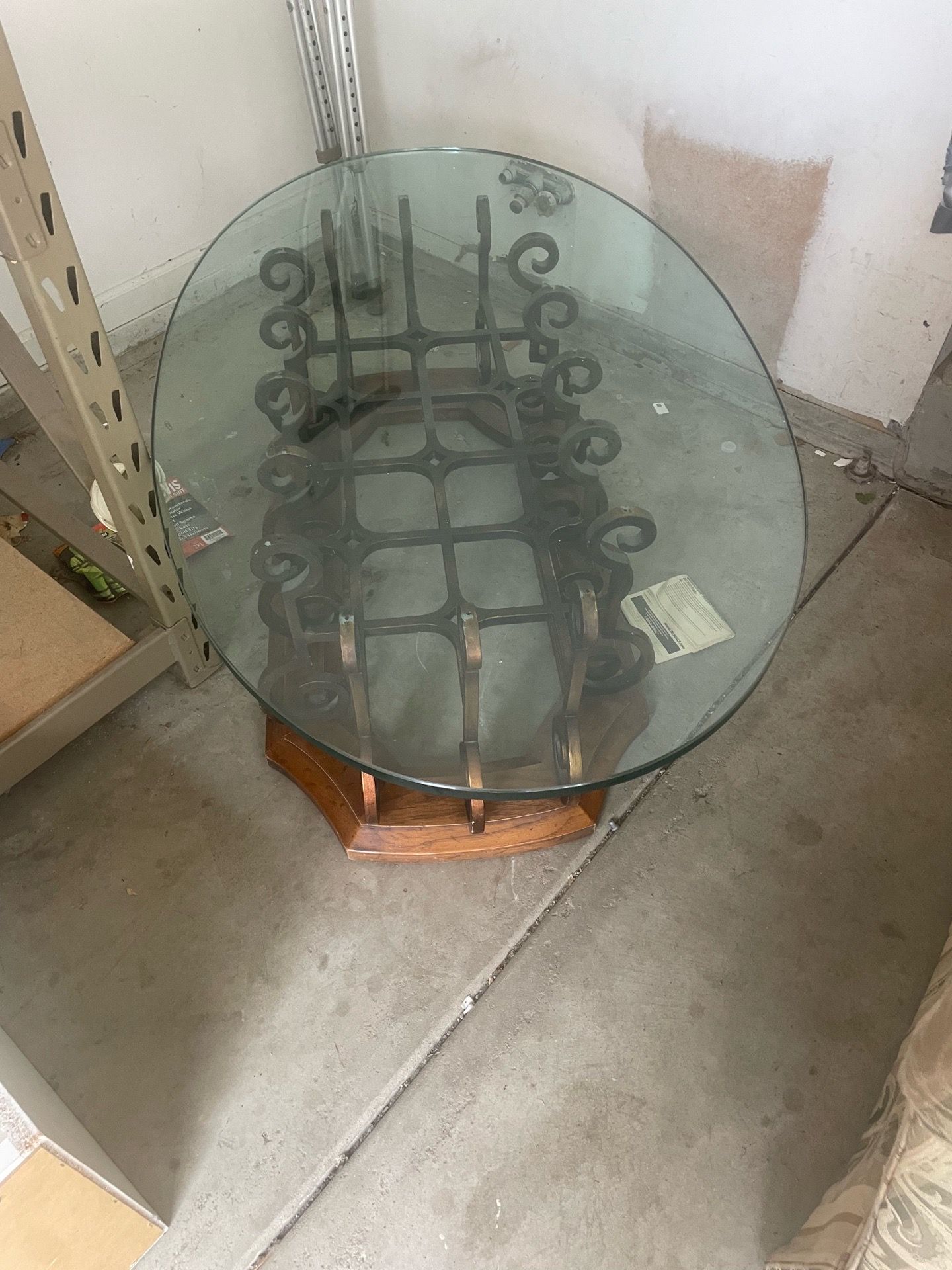 Cocktail table
