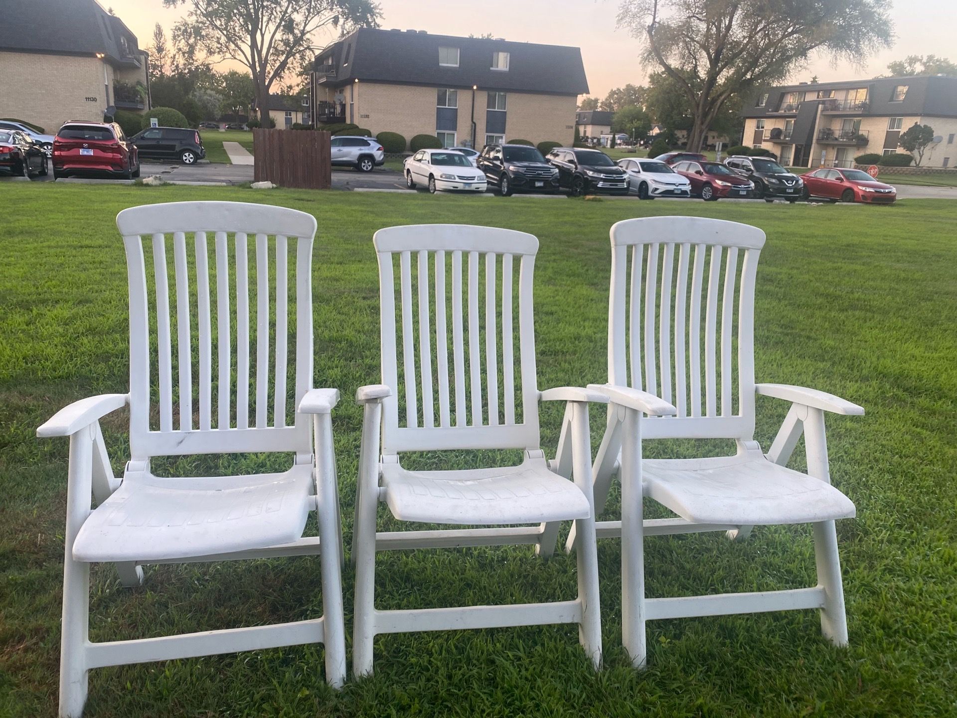 Set of 3 Heavy Duty Resin Patio Chairs