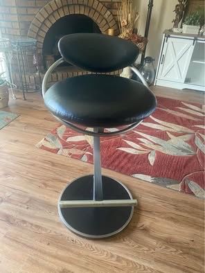 Black leather and chrome barstool - photo 2