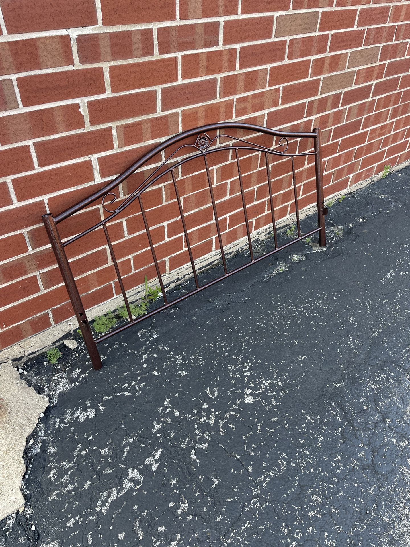 New Wayfair Bronze Queen Wrought Iron Headboard Footboard - photo 3