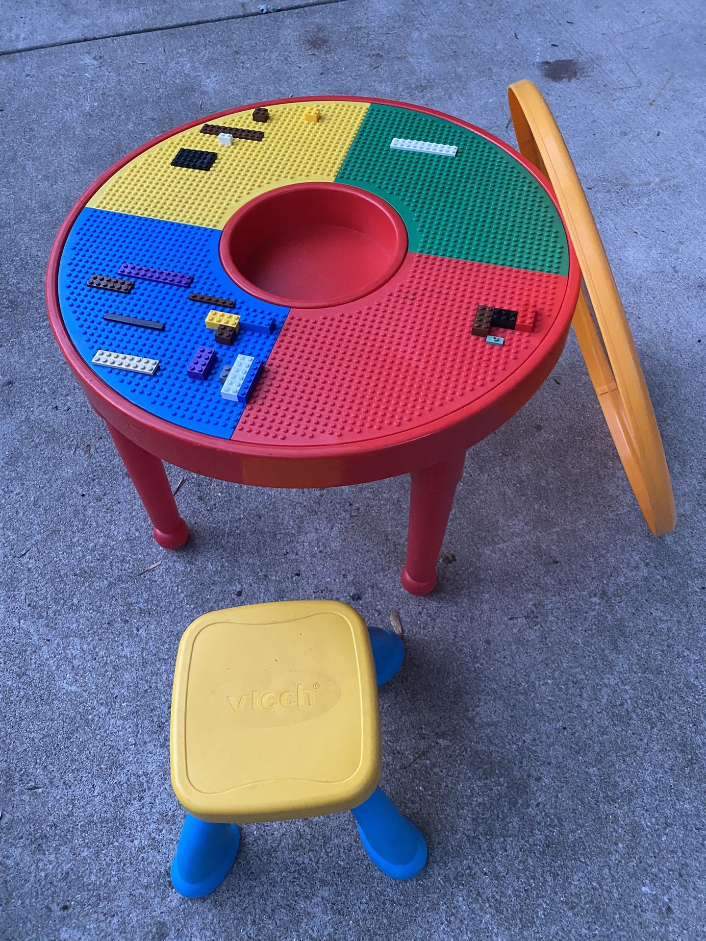 Lego Table and Stool - photo 2