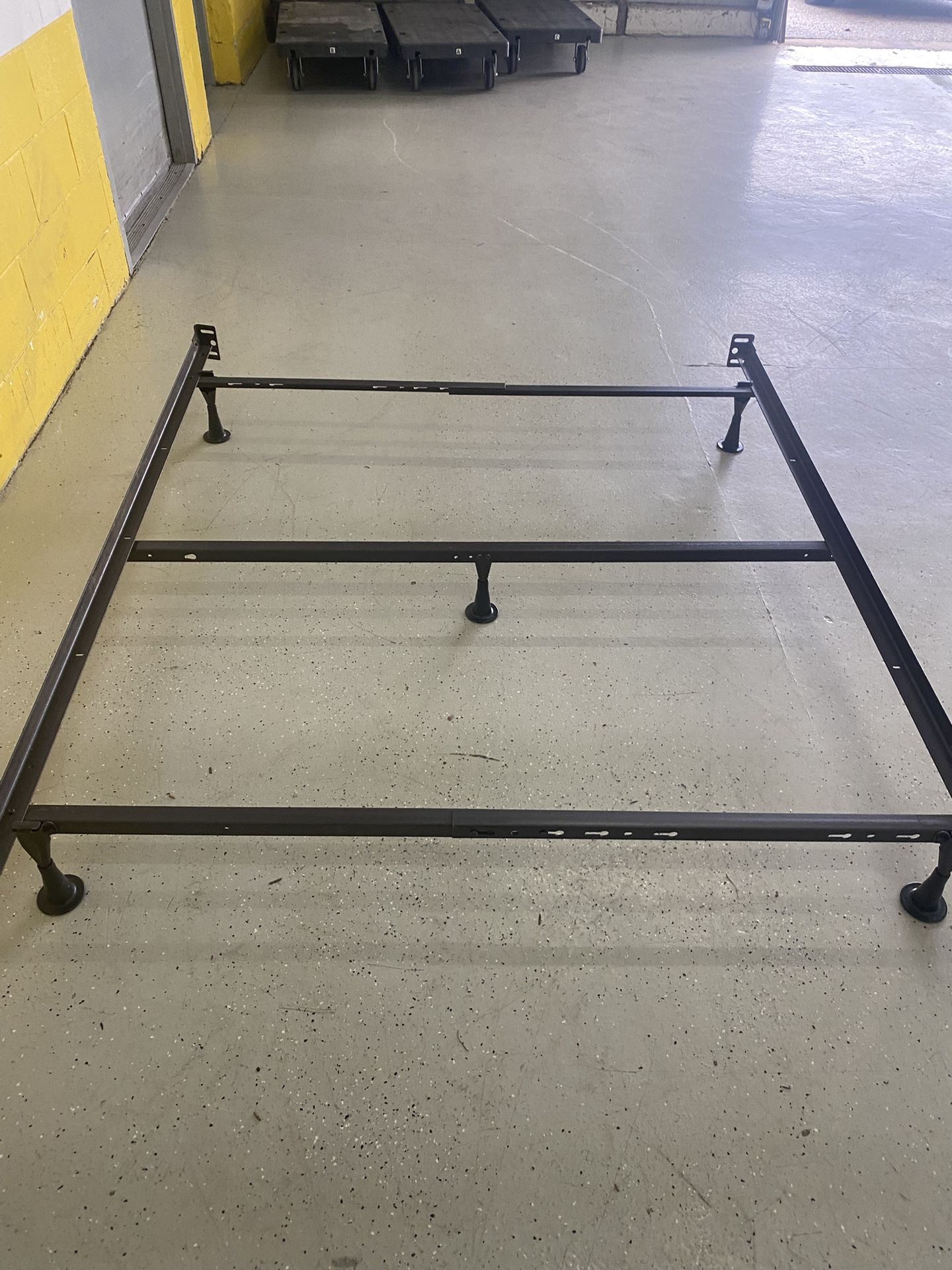 Twin To King Metal Bed Frame - photo 4