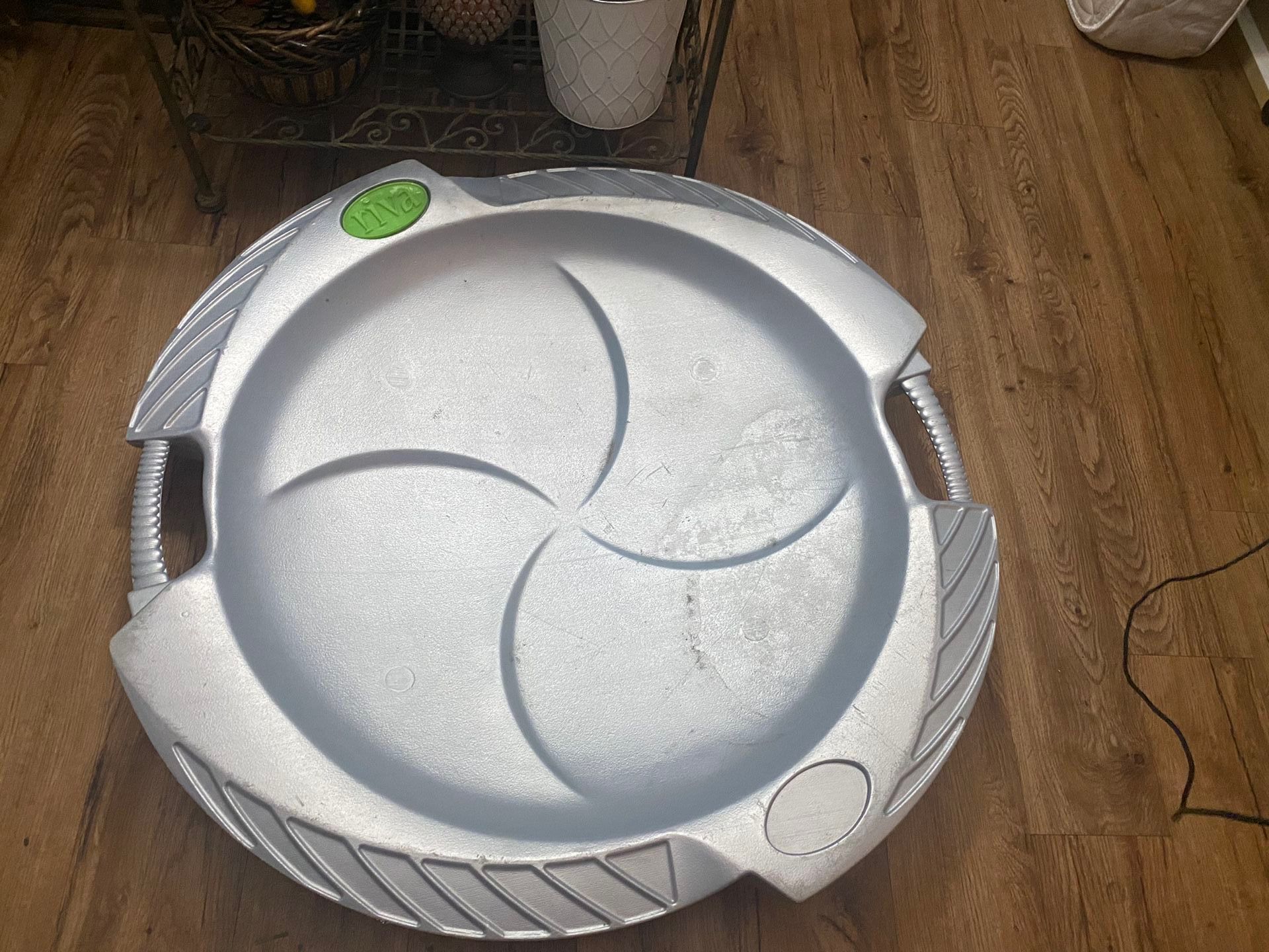 Large Saucer Snow Sled 30”