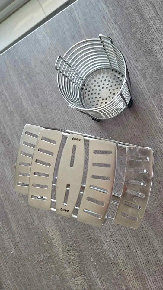 Stainless steel cutlery holder