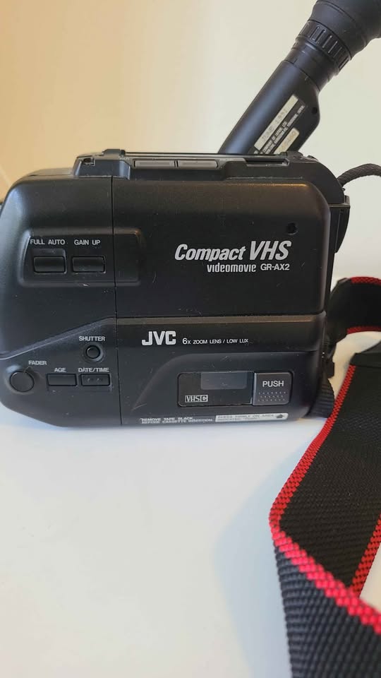 JVC GR-AX2 Compact VHS Camcorder - Powers On, No Playback - photo 3