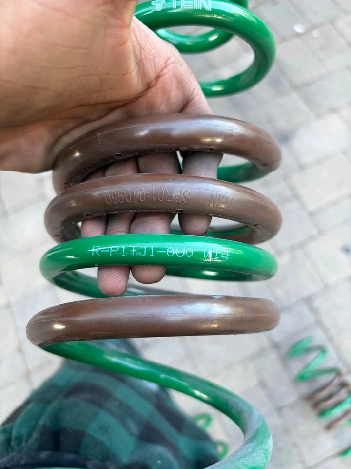 2019-2026 Corolla hatchback Tein lowering springs - photo 5