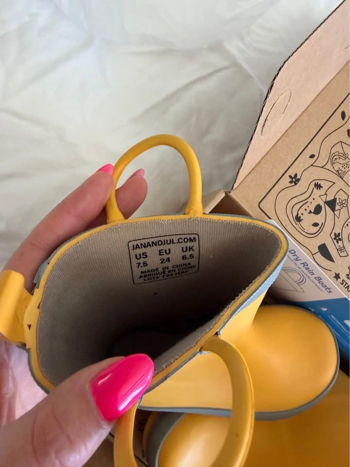 Jan and Jul rain boots - 7.5 kids *Brand new in box - photo 3