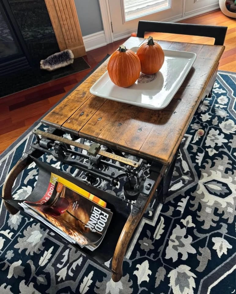 Antique Renfrew Grain Scale Coffee Table - photo 4