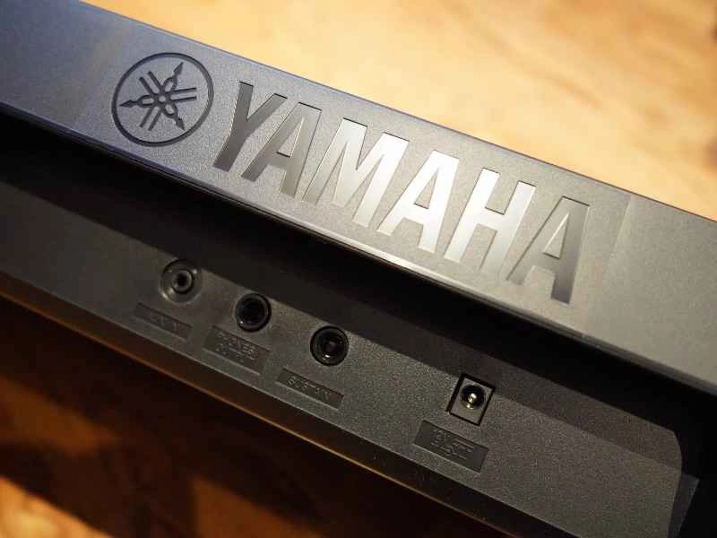 Arranger Keyboard Yamaha PSR-E273 - photo 2
