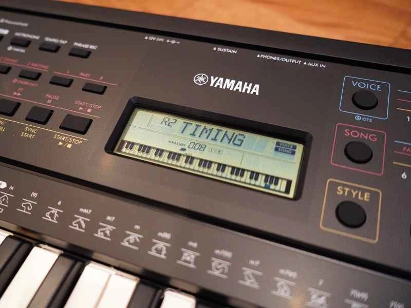 Arranger Keyboard Yamaha PSR-E273 - photo 4