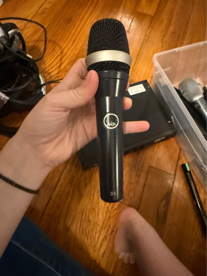 Akg d5 standard dynamic vocal microphone - photo 2