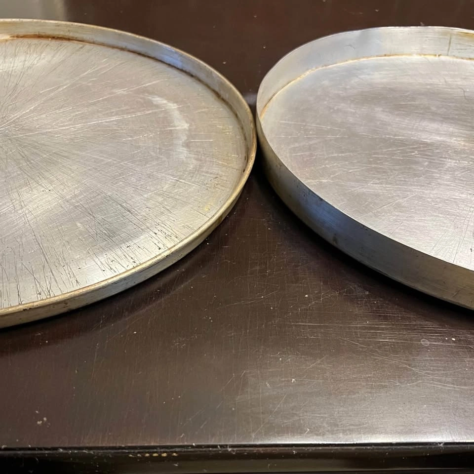 14” Round Aluminum Pizza Pan both for$5 - photo 4