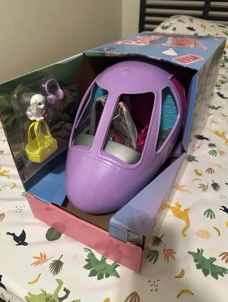 Barbie Airplane Adventures Playset with Accessories image indicator(8)