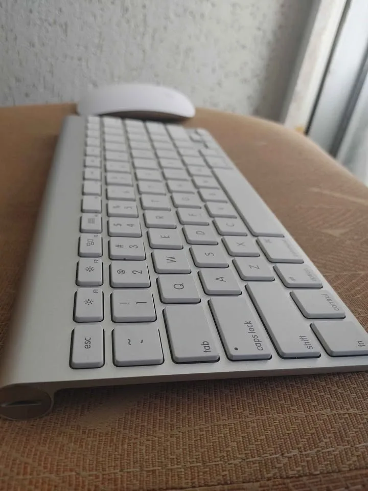 Apple Wireless Keyboard - photo 2