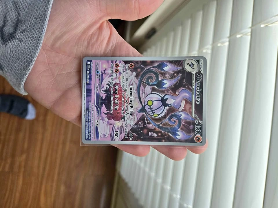 Chandelure 103/086 White Flare Illustration Rare